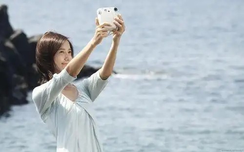 <b>不喜欢我就去吃屎 吃到喜欢我为止</b>